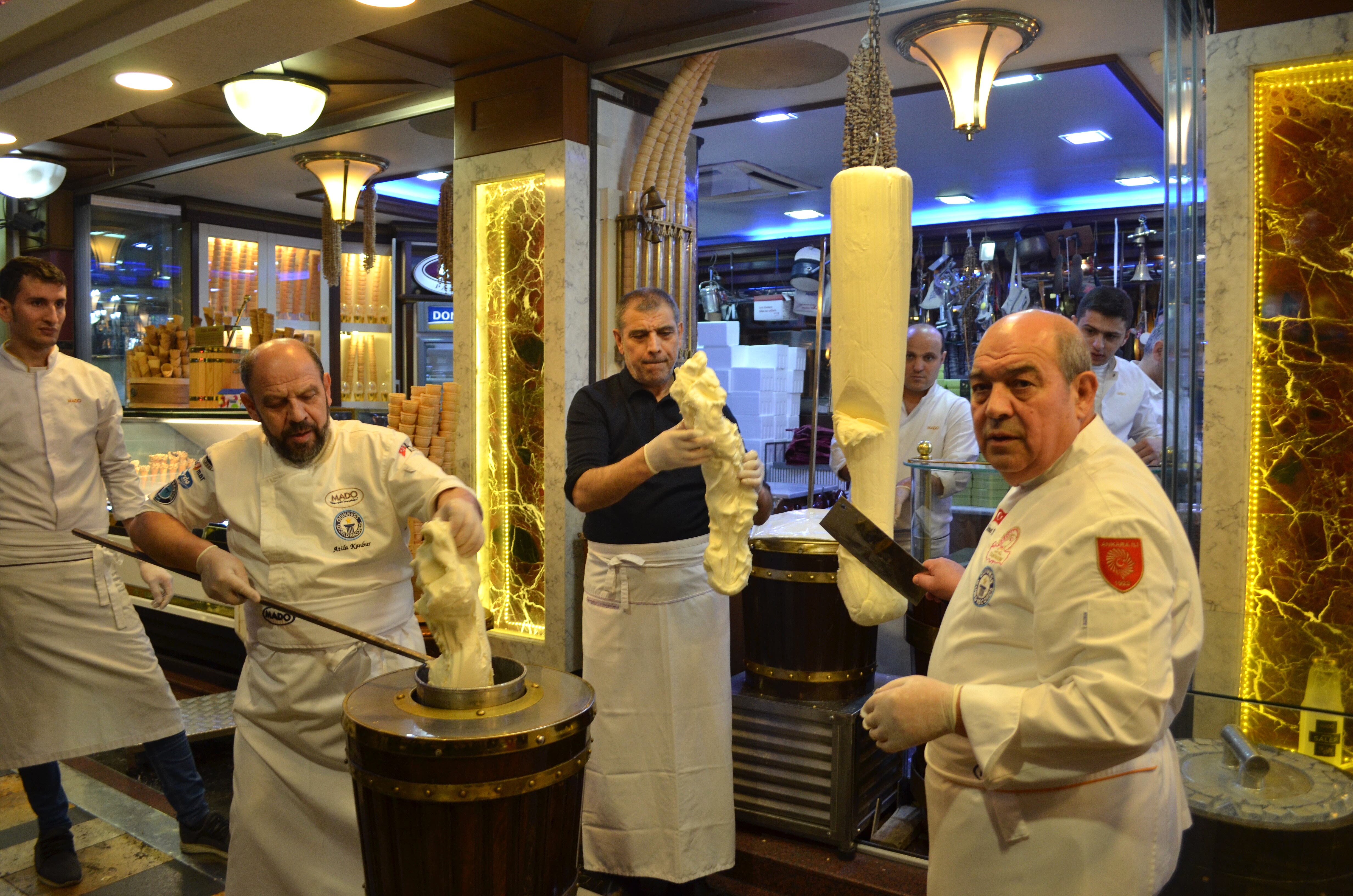 Dünyanın En İyi Soğuk Tatlısı: Maraş Dondurması