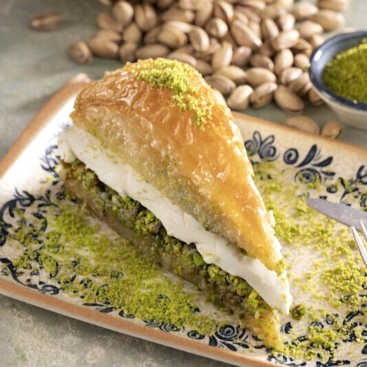 FISTIKLI HAVUÇ DİLİMİ - 1